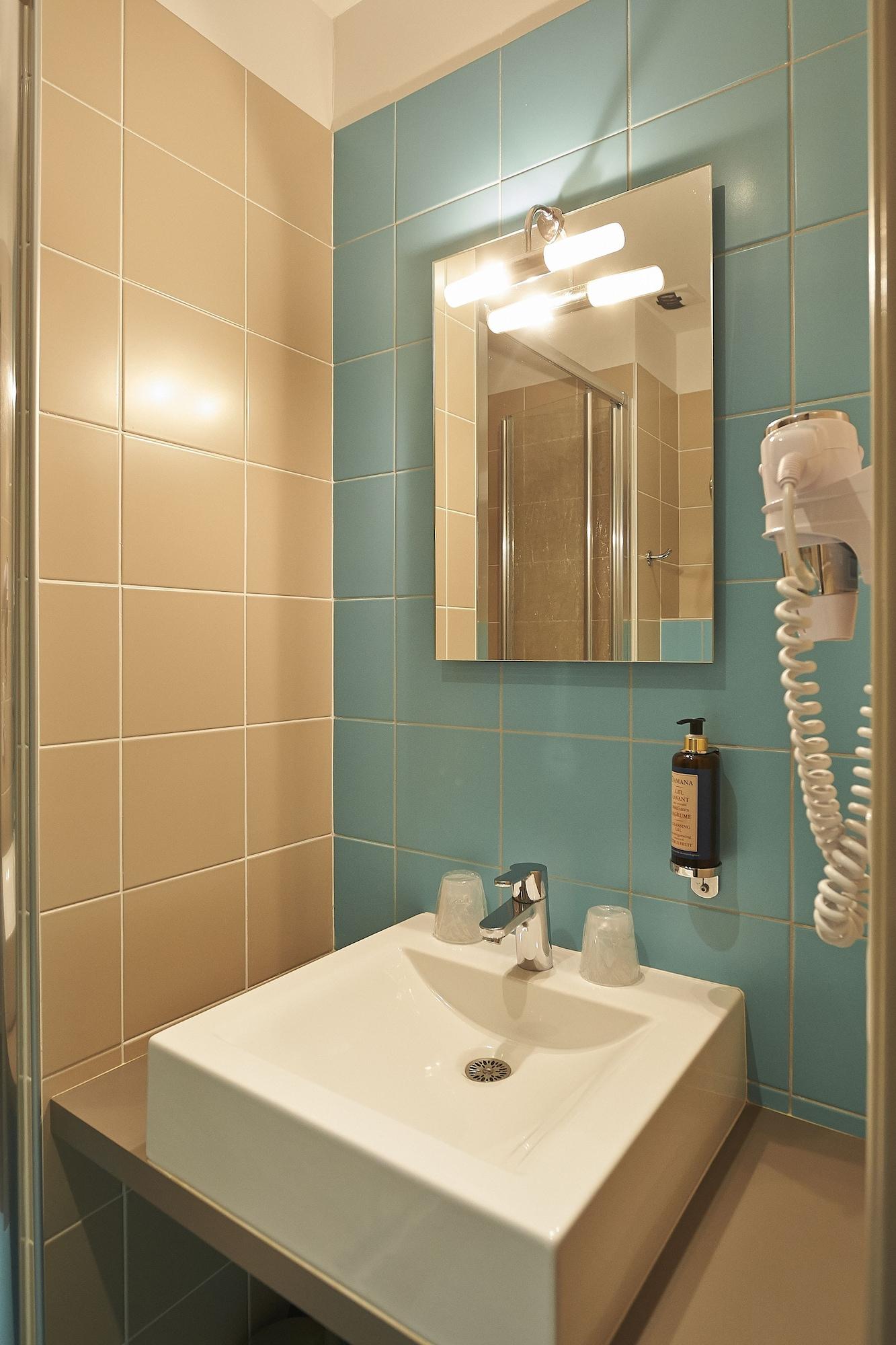 לימוז' Cit'Hotel Les Alizes מראה חיצוני תמונה